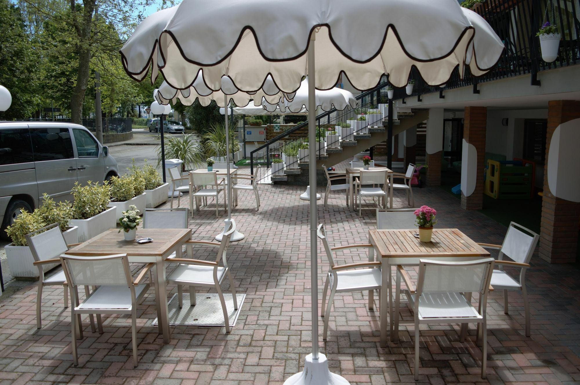 Hotel Lux Cesenatico Exterior foto